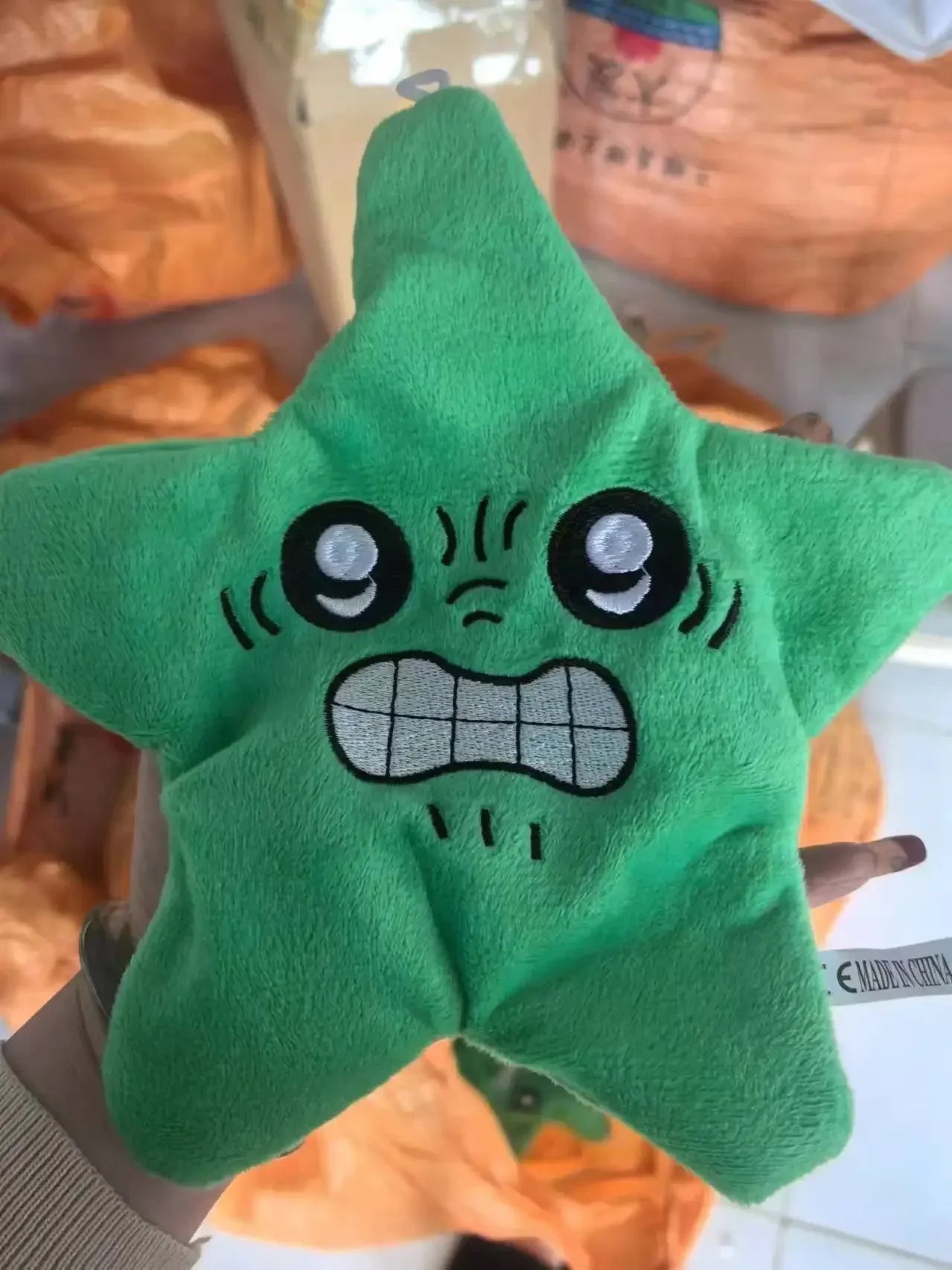 MadStar - Moving Star Plush Toy