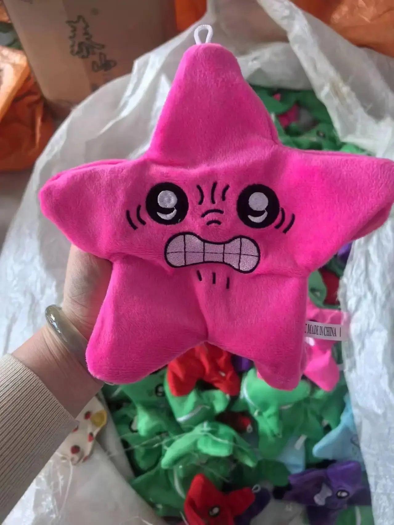 MadStar - Moving Star Plush Toy